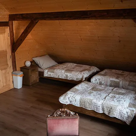Roubenka U Lesni Skolky Doksy (Liberec)