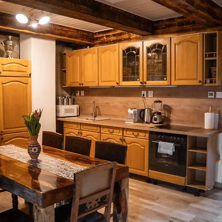 Roubenka U Lesni Skolky Doksy (Liberec)